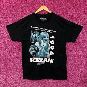 Scream Casey Becker Phone Call Graphic Horror Classic T-Shirt Large